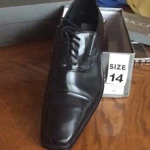 Men size 14 dress shoe